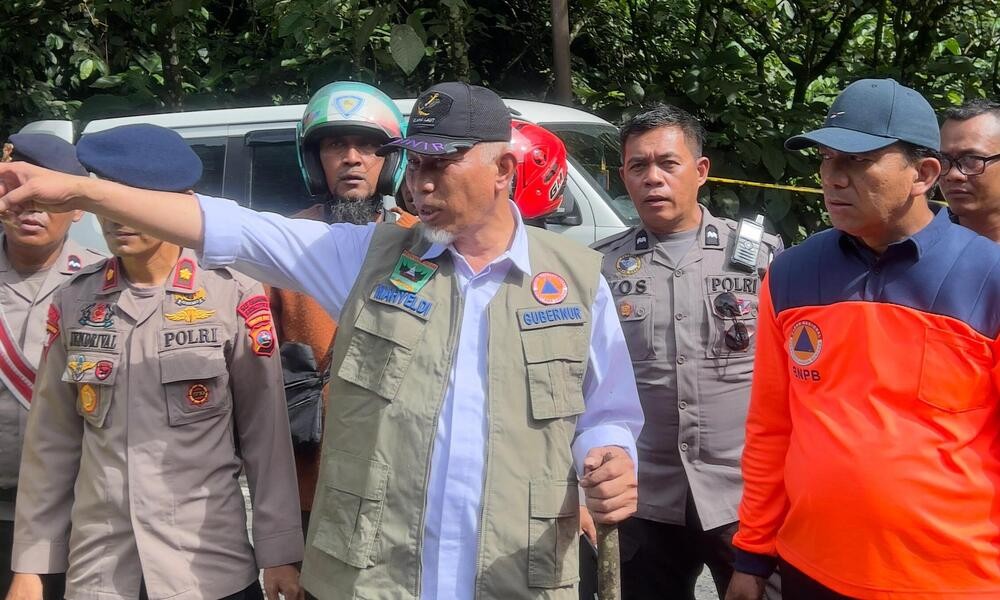 Gubernur Sumbar Mahyeldi: 2.238 Orang Mengungsi, 269 Rumah Rusak dan 9 Jembatan Putus Total Akibat Banjir Bandang