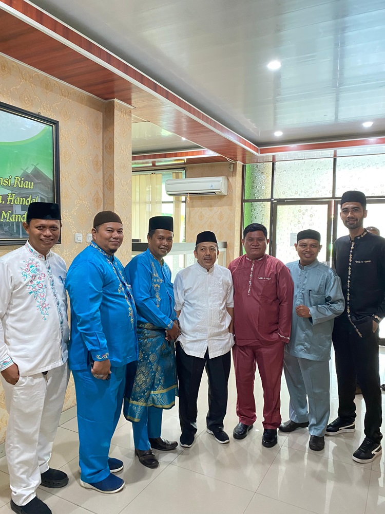 FK PPPK 2022 Curhat ke Plt. Kakanwil Kemenag Riau:  Banyak yang Terpisah dari Keluarga