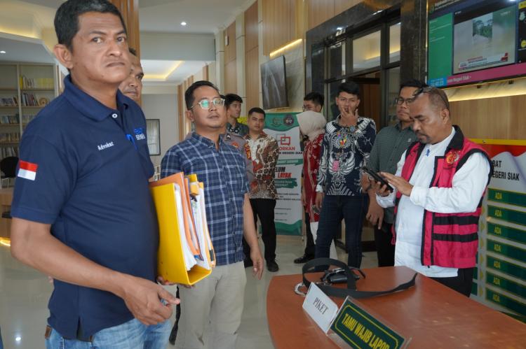 Pidsus Kejaksaan Negeri Siak Tahan Kepala BPBD Siak, Kasi Intel: Uang Bencana Digunakan Pribadi
