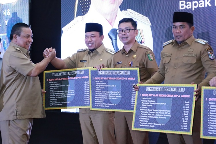 Wabup Siak Husni Merza Berkeyakinan Pembangunan Indonesia dan Daerah Harus Dimulai dari Desa