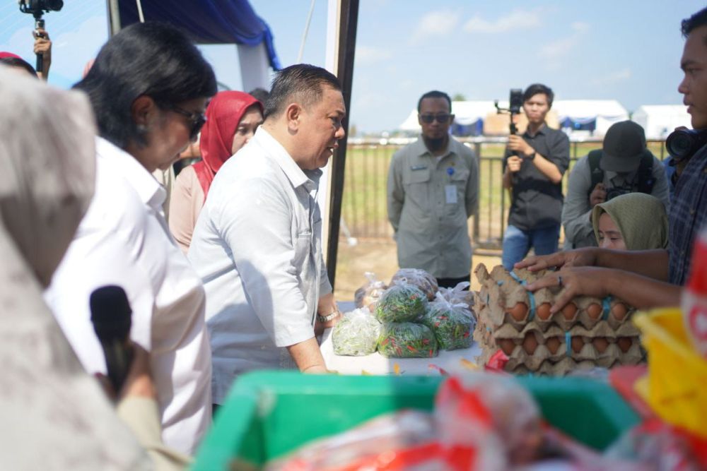 Ringankan Masyarakat, Pemprov Riau dan BI Gelar Pasar Murah di Naga Sakti