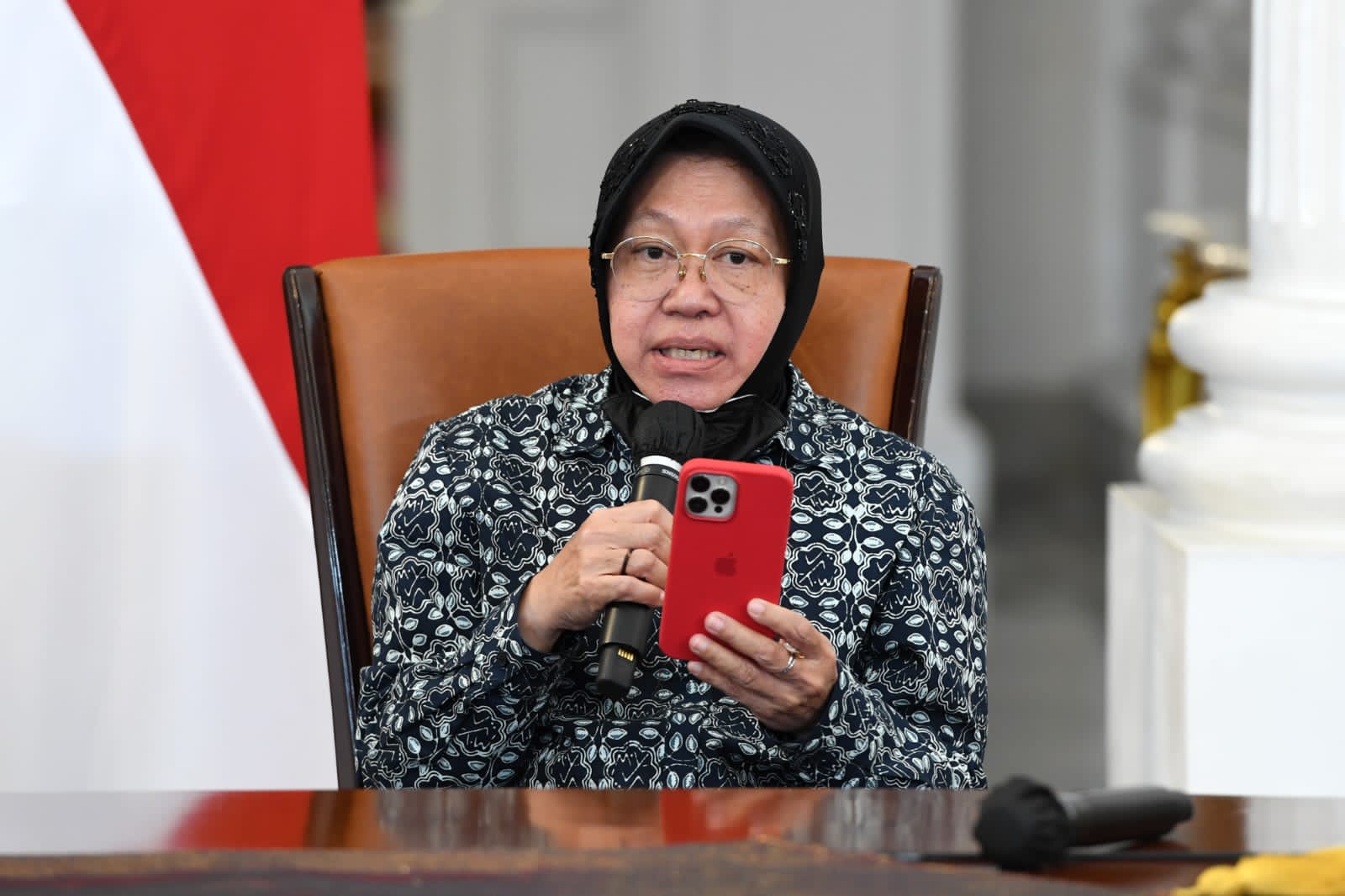 Menteri Sosial RI Akui Banyak Warga di Zona Merah Gunung Marapi Tak Mau Direlokasi