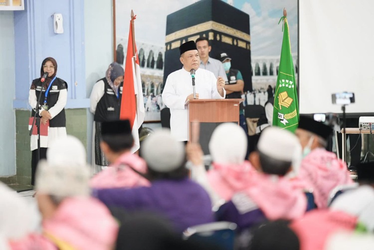 Terharu, Pj Gubri SF Hariyanto Sampaikan Pesan Menyentuh Untuk Jemaah Calon Haji Riau