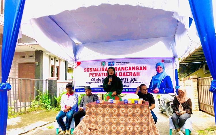 Gandeng dr. Wahab dari Yayasan Sendi Indonesia, Hj. Yuliawati Beri Penyuluhan Serta Periksa Kesehatan Gratis Untuk Masyarakat