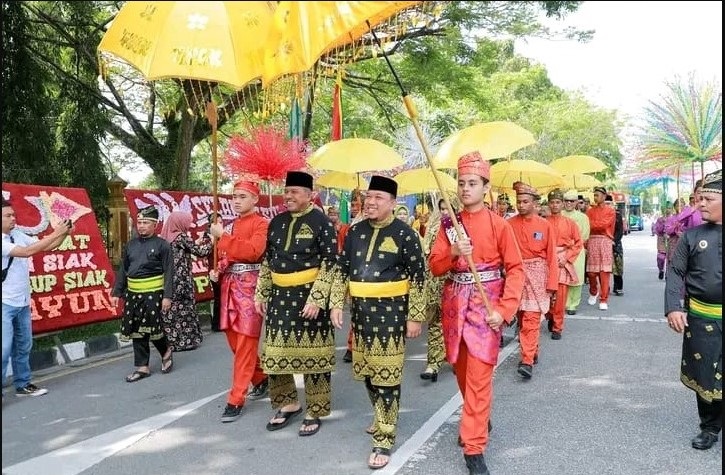 Bupati Alfedri Bergelar Datuk Seri Setia Amanah, Wabup Husni Timbalan Setia Amanah