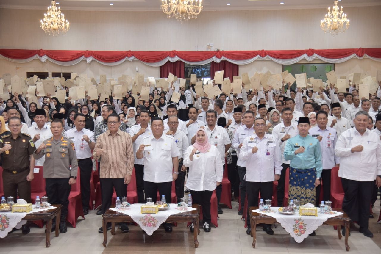 Bupati Bengkalis Kasmarni Hadiri Penandatanganan Pakta Integritas PPDB Tingkat SMA/SMK 2024