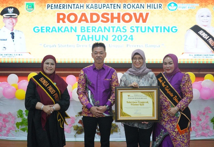 Roadshow ke Bagansiapiapi, Bunda PAUD Riau Adrias Hariyanto Ingatkan Pencegahan Stunting