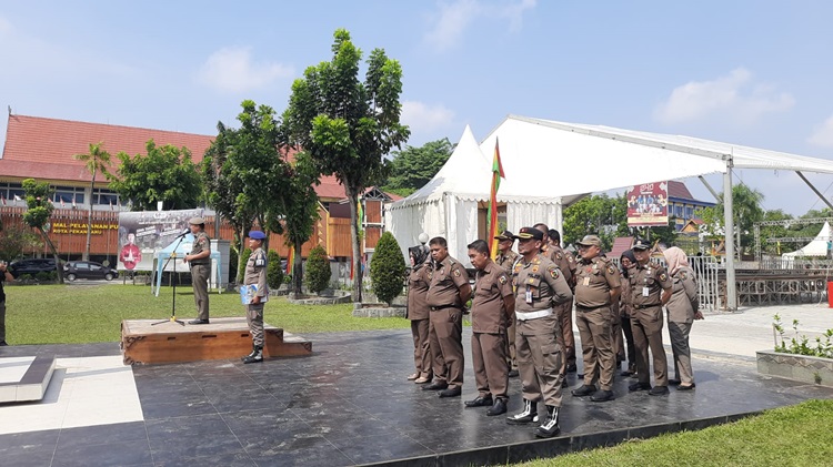 Marah Besar! Kasatpol PP Pecat 2 Personel yang Terlibat Pungli