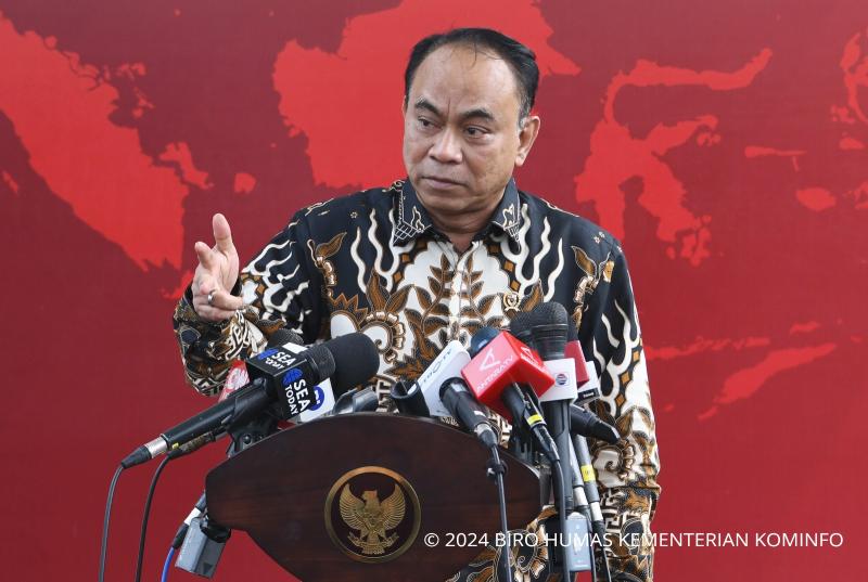 Presiden Bentuk Satgas Judi Online, Menkominfo: Judi Online dan Pinjol Ilegal, Dua-duanya Disikat!