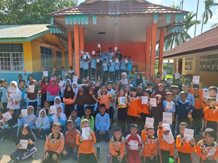 Program KEJAR, Ratusan Calon Murid Baru SDN 007 Lingga Bakal Buka Tabungan di BRK Syariah