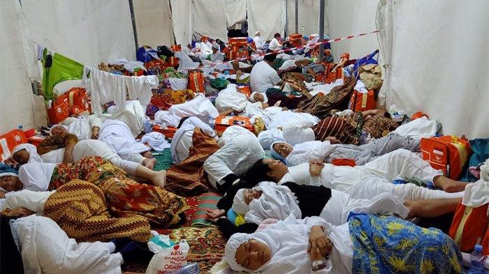 Pelaksanaan Haji 2024 Banyak Masalah, Mulai Dari Tenda Sempit, Nasi Basi Hingga Jual Beli Kuota Haji