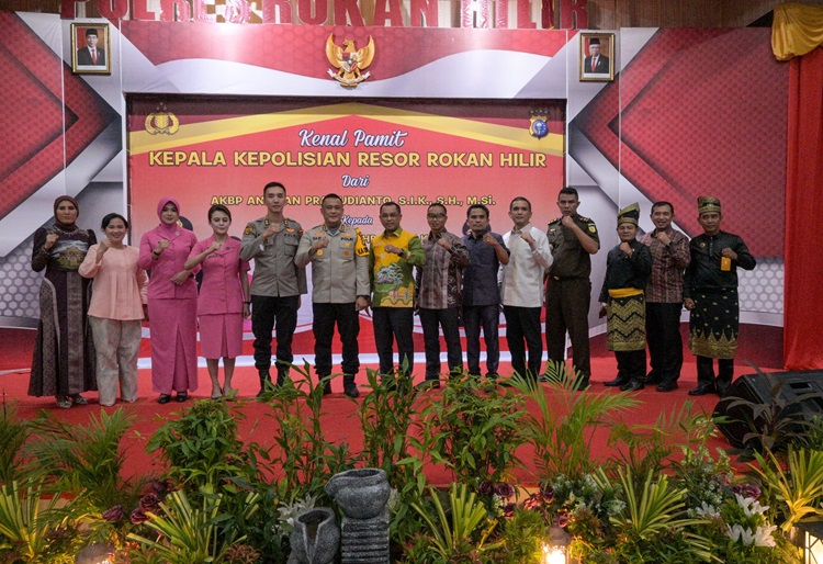 Sertijab Kapolres Rohil, Ini Pesan dan Kesan Sekda Fauzi Terhadap AKBP Andrian Pramudianto