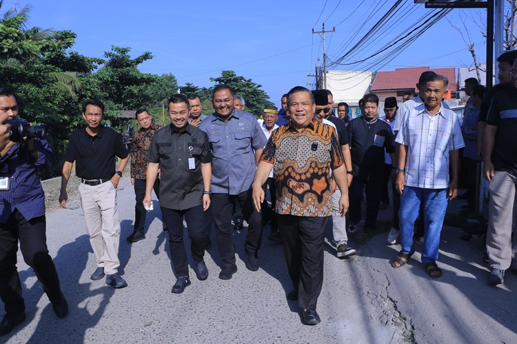 Bantu Perbaiki Jalan Kota, Risnandar Ucapkan Terima Kasih ke SF Hariyanto