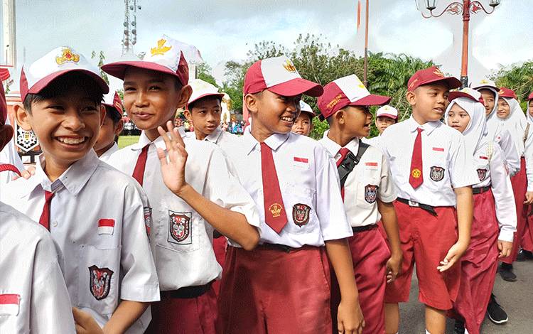 Tak Ada Nambah Libur, Senin Depan Siswa SD dan SMP Negeri di Pekanbaru Langsung Belajar