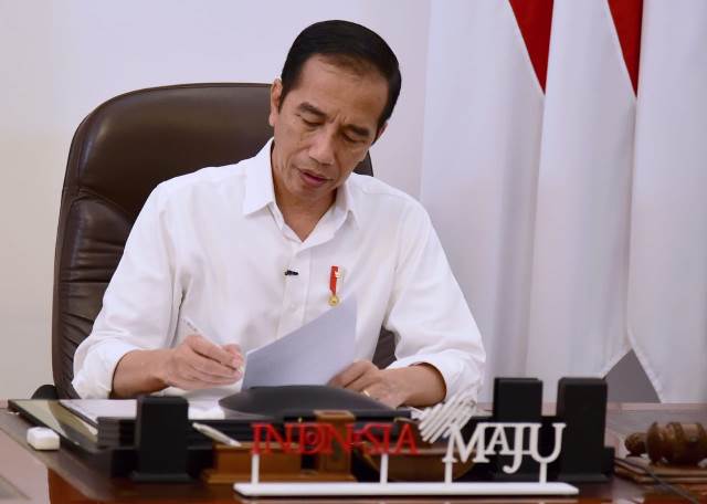 Presiden Jokowi Teken Perpres Pelantikan Gubernur Terpilih 7 Februari 2025 dan Walikota/Bupati Terpilih 10 Februari