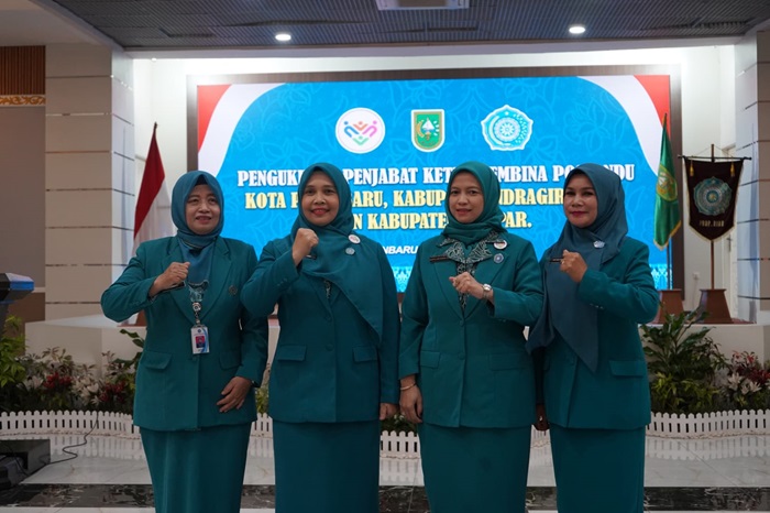 Zuliana Rahman Hadi Kukuhkan Ketua Pembina Posyandu Inhil, Pekanbaru dan Kampar