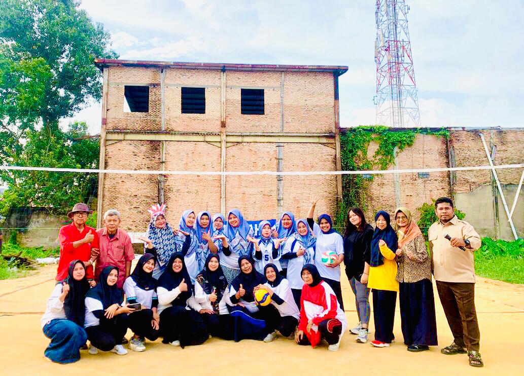 Bertabur Hadiah, Warga RT 04/ RW 01 Tangkerang Barat Antusias Ikuti Lomba HUT RI ke-79