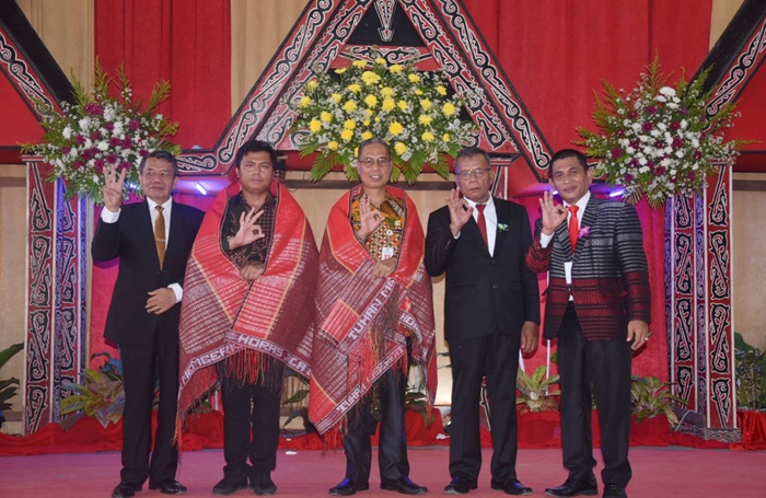 Bupati Kasmarni Apresiasi Pesta Pembangunan Gereja HKBP Pardomuan Duri