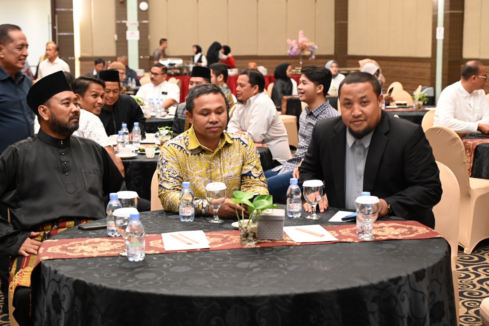 Jika Terpilih Jadi Gubernur, Abdul Wahid Targetkan Ekonomi Riau Tumbuh diatas 7 Persen