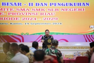 Hadiri Forkom SMA/SMK dan SLB se-Riau, Asisten I Setdaprov Tegaskan Jangan Ada Pungli di Sekolah