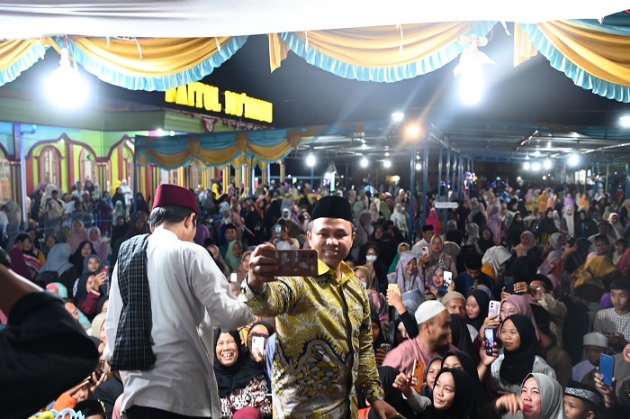 UAS Yakinkan Masyarakat Singingi untuk Dukung Sahabatnya Abdul Wahid