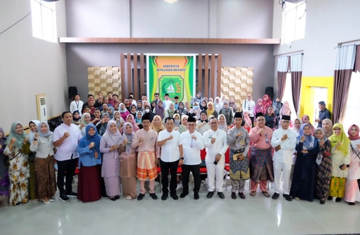 Gandeng BRK Syariah Selatpanjang, RSUD Meranti Gelar Pelatihan Service Excellence Bagi Karyawan