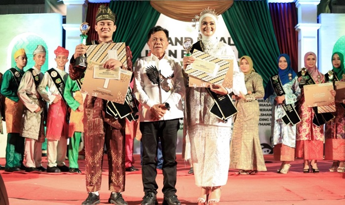 Abdurrahman dan Muthia Laila Bujang Dara Kepulauan Meranti 2024