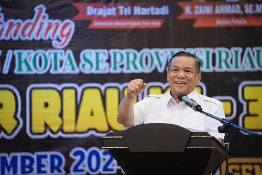 Diikuti Ratusan Pecatur, Sekdaprov Riau SF Hariyanto Buka Kejurprov Catur ke-35