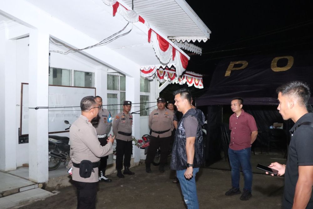 Pastikan Pelaksanaan Pilkada Aman, Kapolres Inhu Sidak Kesiapan Anggotanya di KPU dan Bawaslu