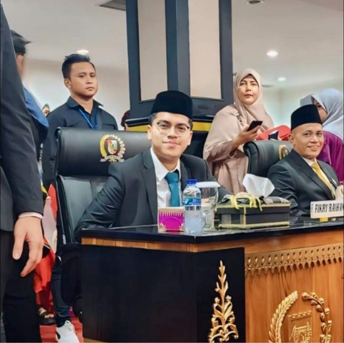 Sejak Umur 29 Tahun Sudah di Legislatif, Saatnya Abdul Wahid Masuk Eksekutif