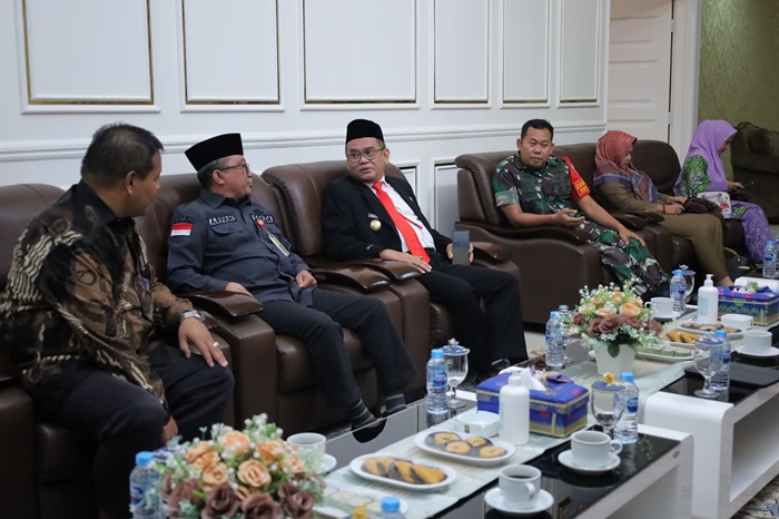 Disambut Sekda Arfan Usman, Pjs Bupati Indra Purnama: Siak Bukan Tempat Asing Bagi Saya