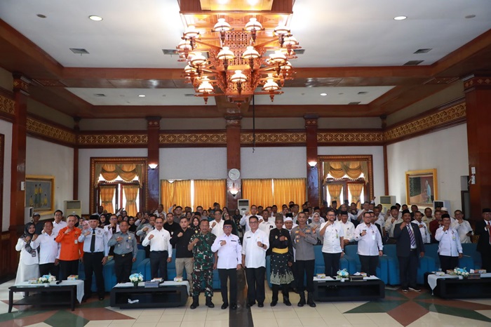 Langsung Tancap Gas, Pjs Bupati Bertemu dengan Forkopimda, OPD Siak dan Tokoh Masyarakat