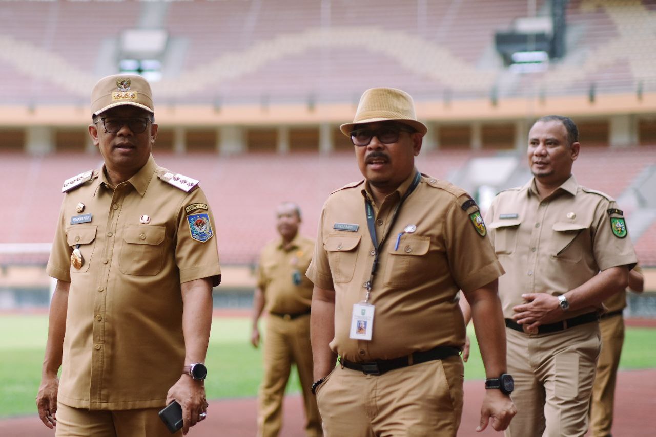 Turun Langsung Cek Kondisi Stadion Utama Riau, Pj Gubernur Riau: Kita Identifikasi Masalahnya