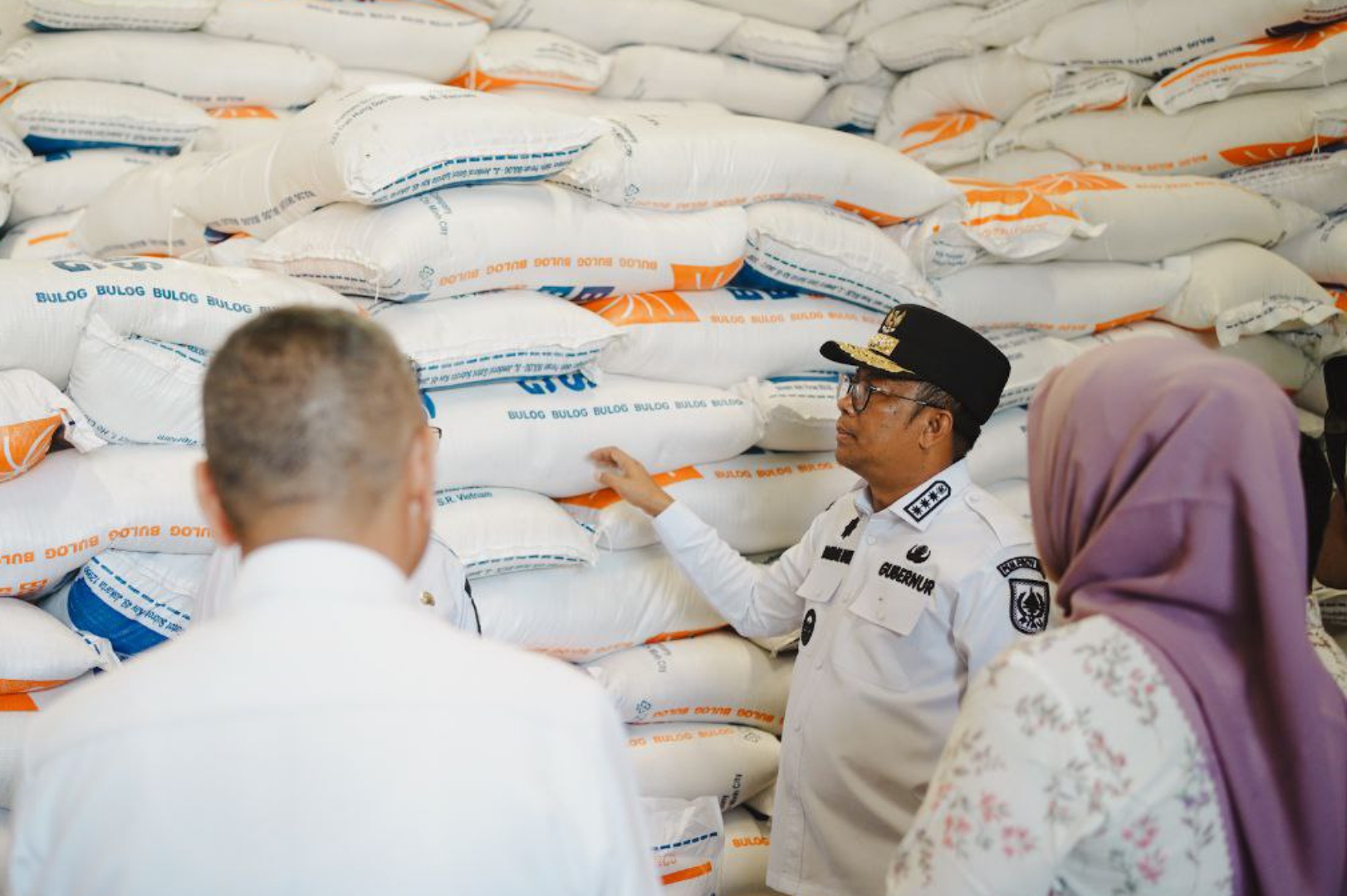 Masyarakat Tak Perlu Cemas, Bulog Pastikan Stok Beras Riau Aman Hingga 8 Bulan ke Depan