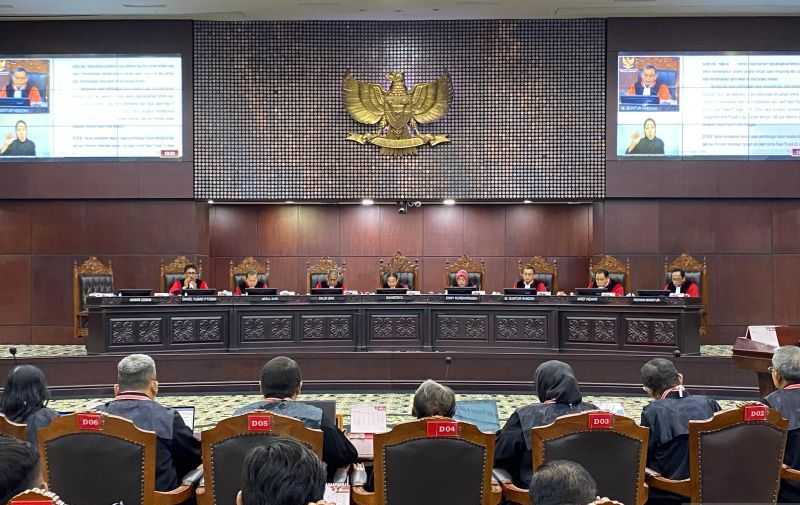 Langgar UUD 1945, MK Perintahkan DPR RI Bentuk UU Ketenagakerjaan Terpisah dari Omnibus Law