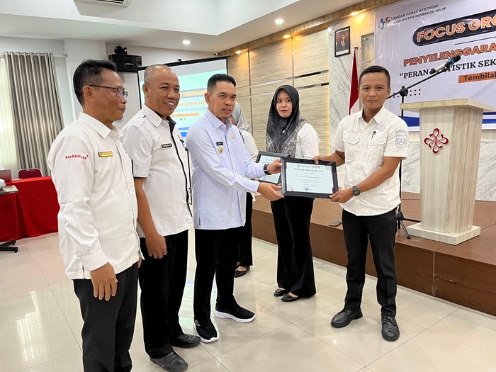 Buka FGD BPS Inhil, Pj Bupati Erisman Yahya Tekankan Pentingnya Kolaborasi Antar OPD