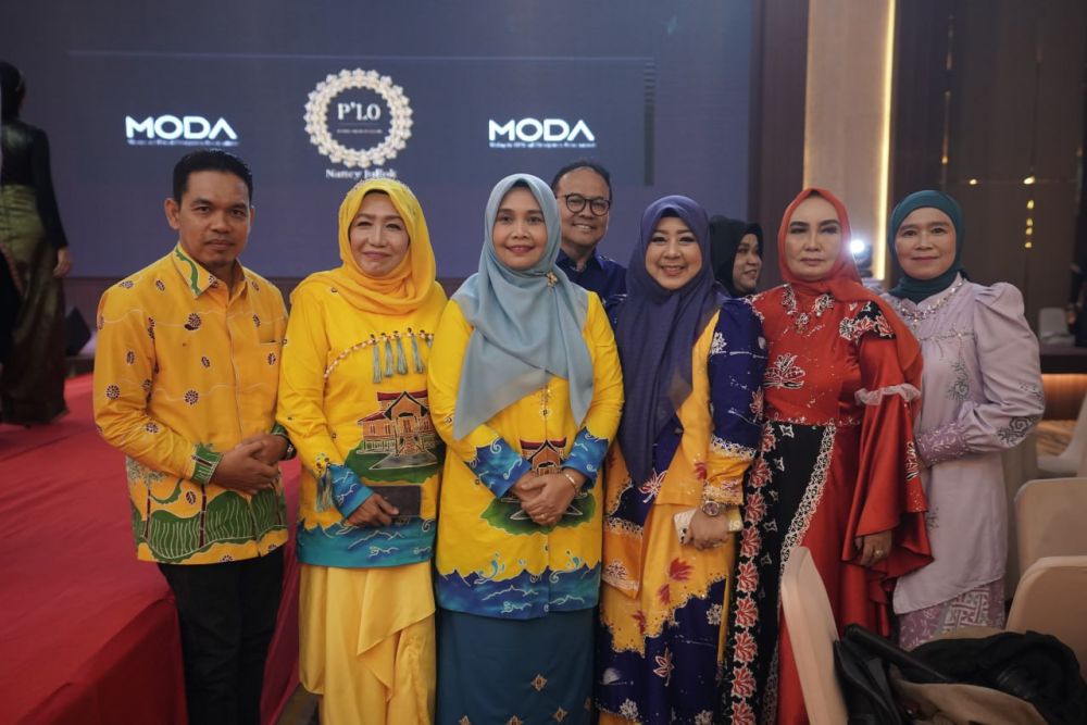 Launching Batik Kiambang Bertaut, Pj Bupati Inhil Berharap Bisa Dipasarkan di Internasional
