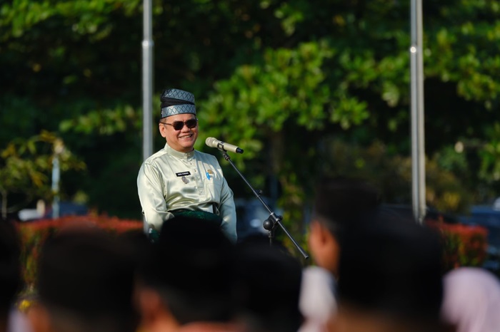 Kagum dan Bersyukur Disambut Hangat di Siak, Indra Purnama Bangga Berpakaian Adat Melayu
