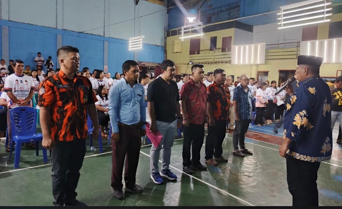 Warga Tionghoa Banjiri GOR Permata Perawang, Deklarasi Dukungan untuk Alfedri-Husni Bergema
