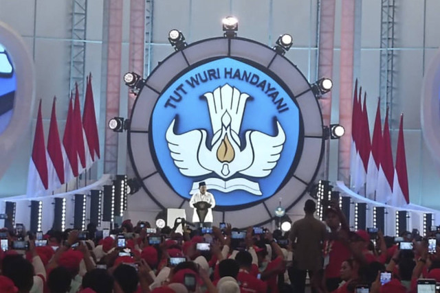 Presiden Prabowo Umumkan Kenaikan Gaji Guru, Guru ASN Naik Satu Kali Gaji dan Non ASN Rp 2 Juta