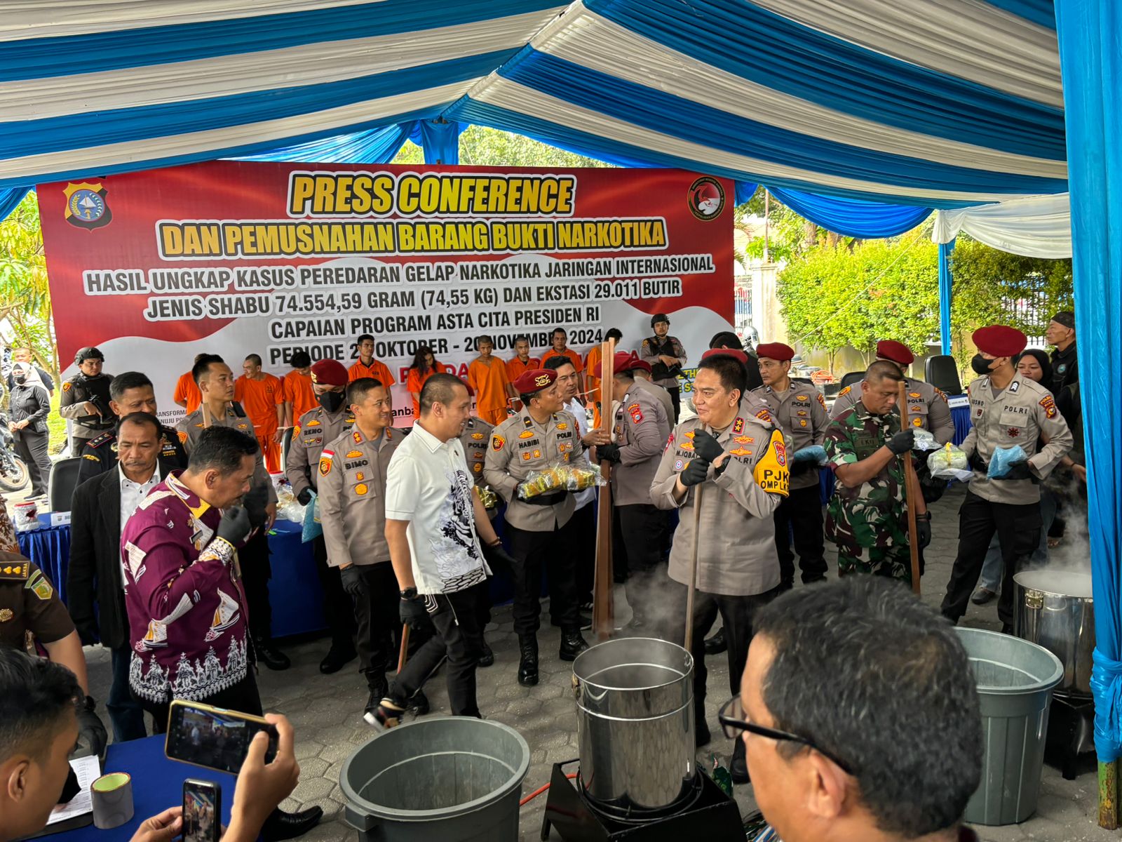Dalam Sebulan, Polda Riau Berhasil Sita 79,65 Kg Sabu dan 30.040 Butir Ekstasi