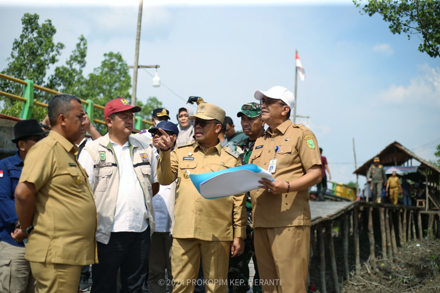 Masih Ada 596,32 Km Jalan yang Rusak, Pj Gubernur Riau Harap Bantuan Pusat