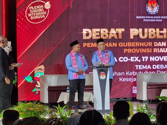 Wahid 'Skakmat' Nasir Ketika Singgung Persoalan Inhil: Siapa Ya Bupatinya?