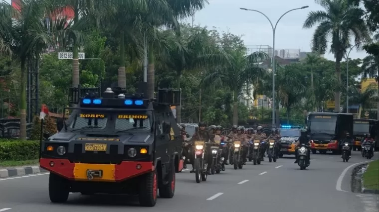 Pastikan Keamanan Pasca Pilkada, Polda Riau Gelar Patroli Skala Besar Kawal Hitung Suara