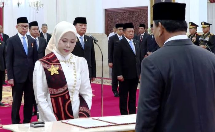 Dilantik Presiden Prabowo, Iffa Rosita Resmi Jadi Komisioner KPU RI Menggantikan Hasyim Asy'ari