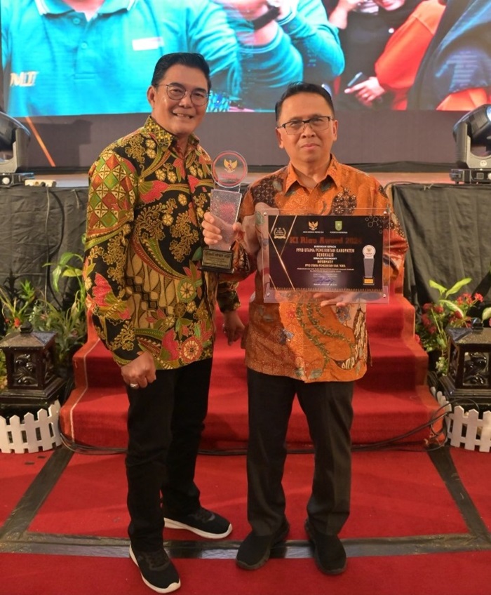 Pemkab Bengkalis Raih KI Award 2024 Kategori Daerah Informatif