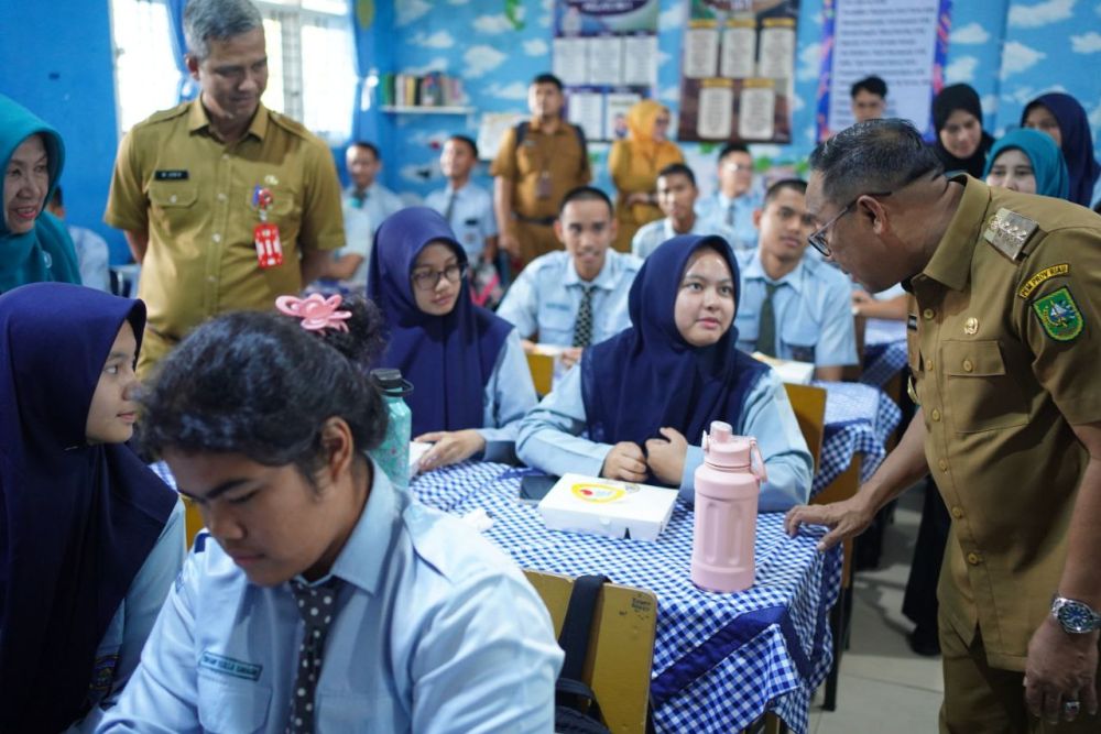 DPRD Riau Apresiasi Pemprov Terkait Simulasi Makan Siang Gratis, Parisman: Insya Allah Anak Jadi Pintar
