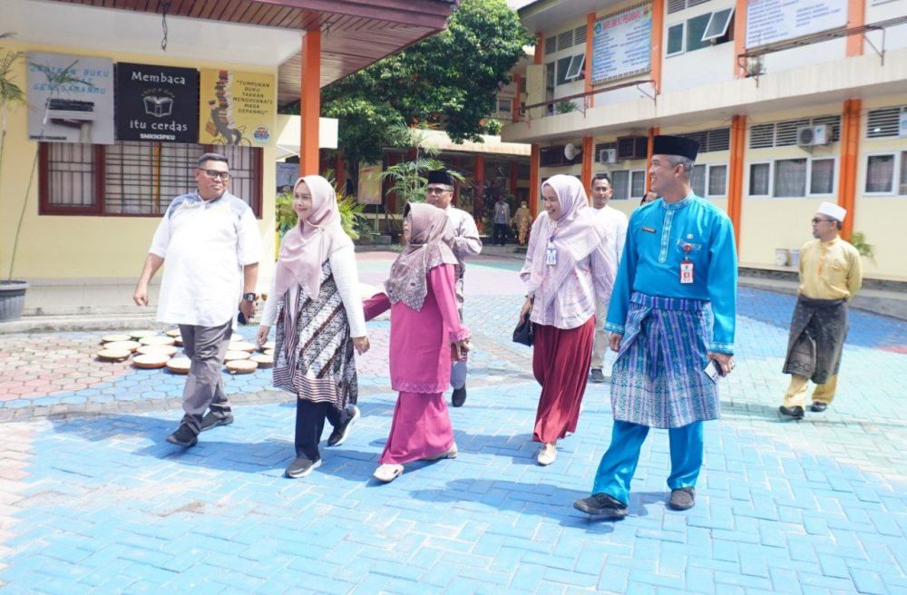 Sukses Simulasi Makan Siang Gratis, Pemprov Riau Kembali Terapkan di SMAN 8 dan SMKN 3 Plus Pekanbaru