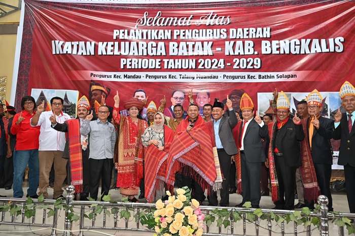Simpul Keluarga Batak Riau Bengkalis Beri Dukungan Kepada Abdul Wahid-Hariyanto dan Kasmarni-Bagus Santoso