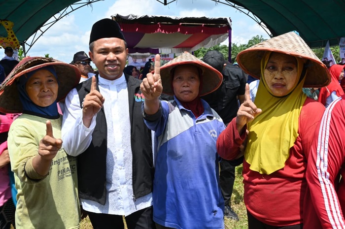 Masyarakat Siak Ungkap Abdul Wahid Sosok Sederhana yang Punya Komitmen Bangun Infrastruktur dan Perekonomian